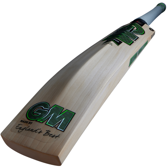 2025 GUNN AND MOORE DIAMOND DXM 404 CRICKET BAT